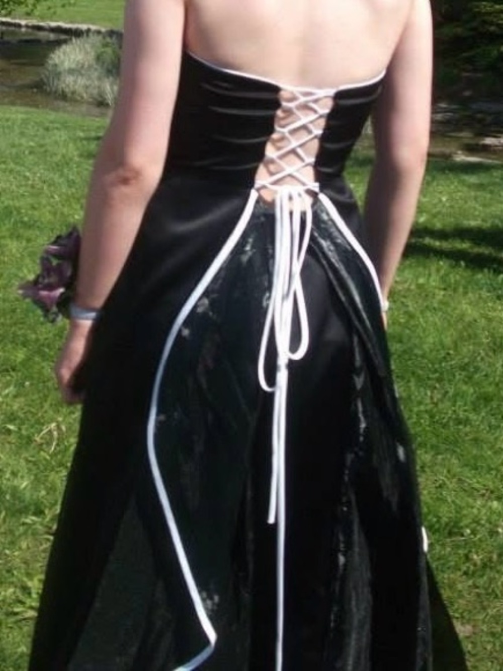 Fairweather Size 6 Prom Dress